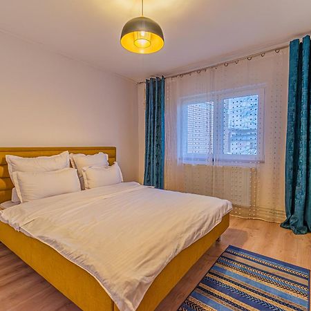 Hera'S Bohemian Home Arad Buitenkant foto